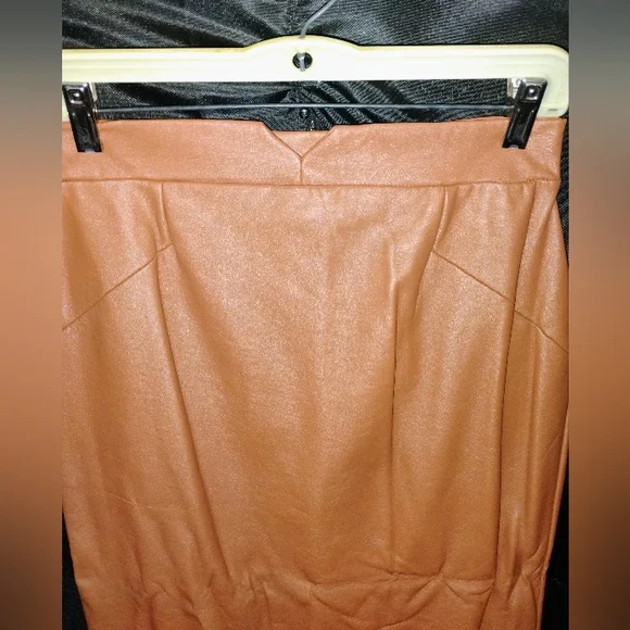 Vegan Leather Pencil Skirt (coffee) - Picture 9 of 13